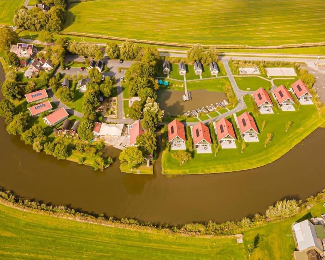 Vakantiehuis luxe - vakantiepark de Schreiershoek Dokkum Buitenkant foto