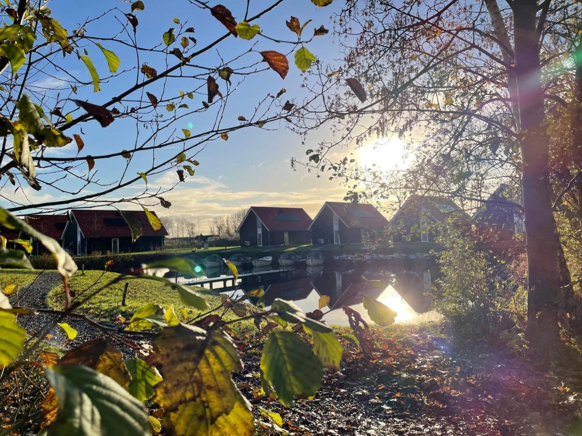 Vakantiehuis luxe - vakantiepark de Schreiershoek Dokkum Buitenkant foto