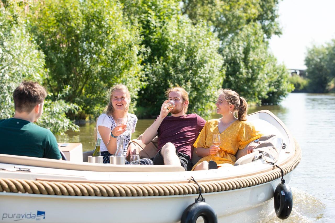 Vakantiehuis luxe - vakantiepark de Schreiershoek Dokkum Buitenkant foto