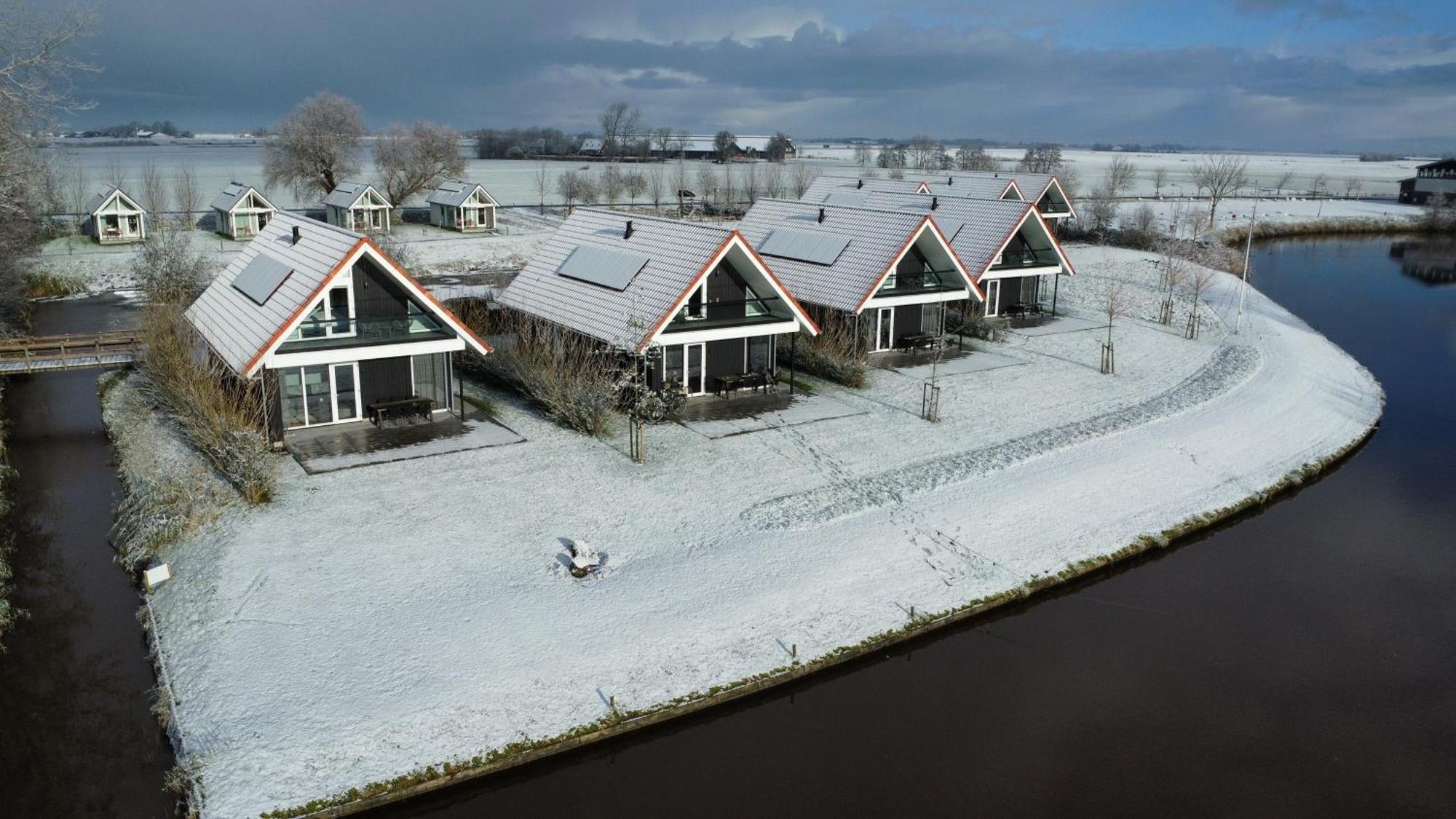 Vakantiehuis luxe - vakantiepark de Schreiershoek Dokkum Buitenkant foto
